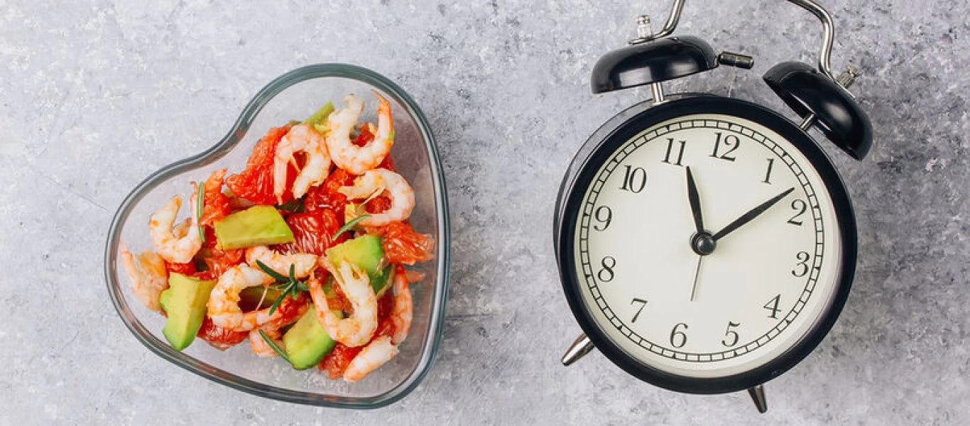 Διαλειμματική νηστεία: Πλεονεκτήματα, μειονεκτήματα και οι κυριότεροι τύποι